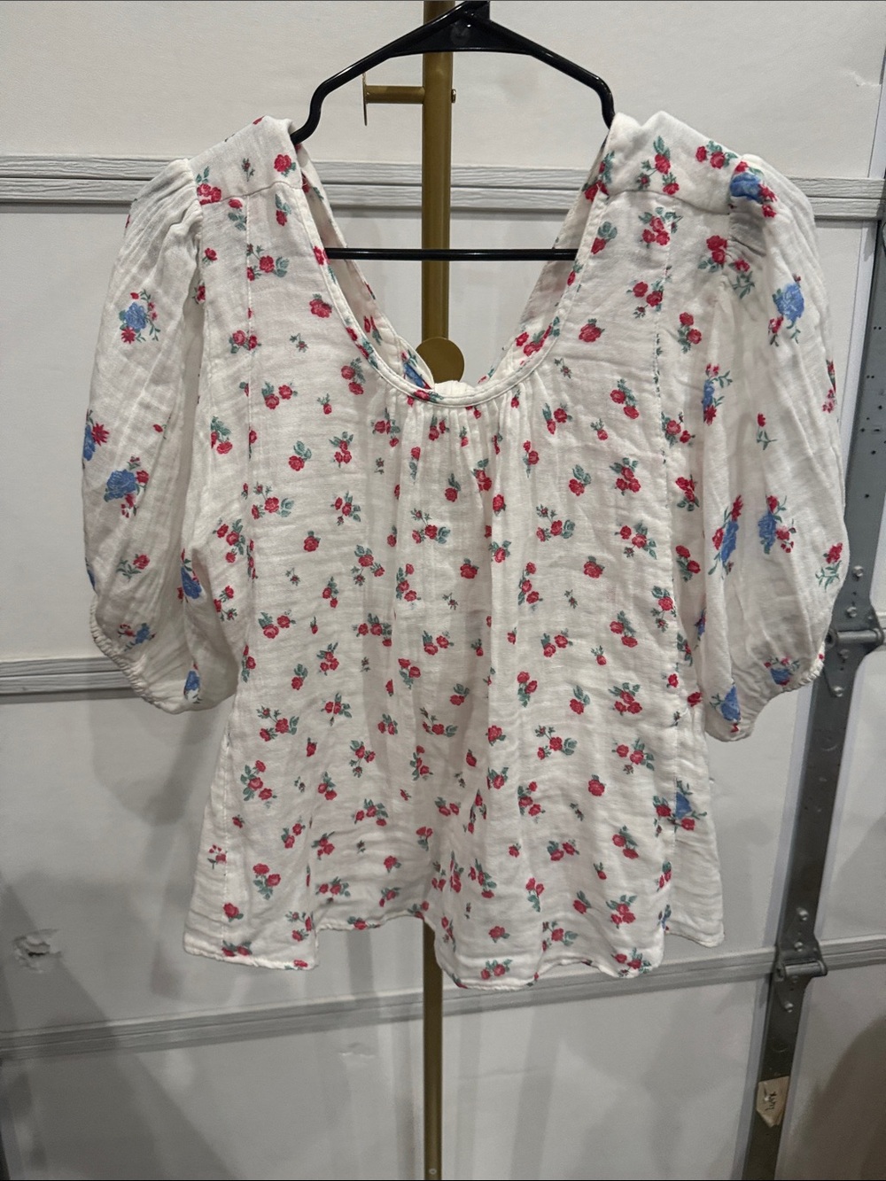 Free People White Floral Peasant Blouse with Red and Blue Flowers